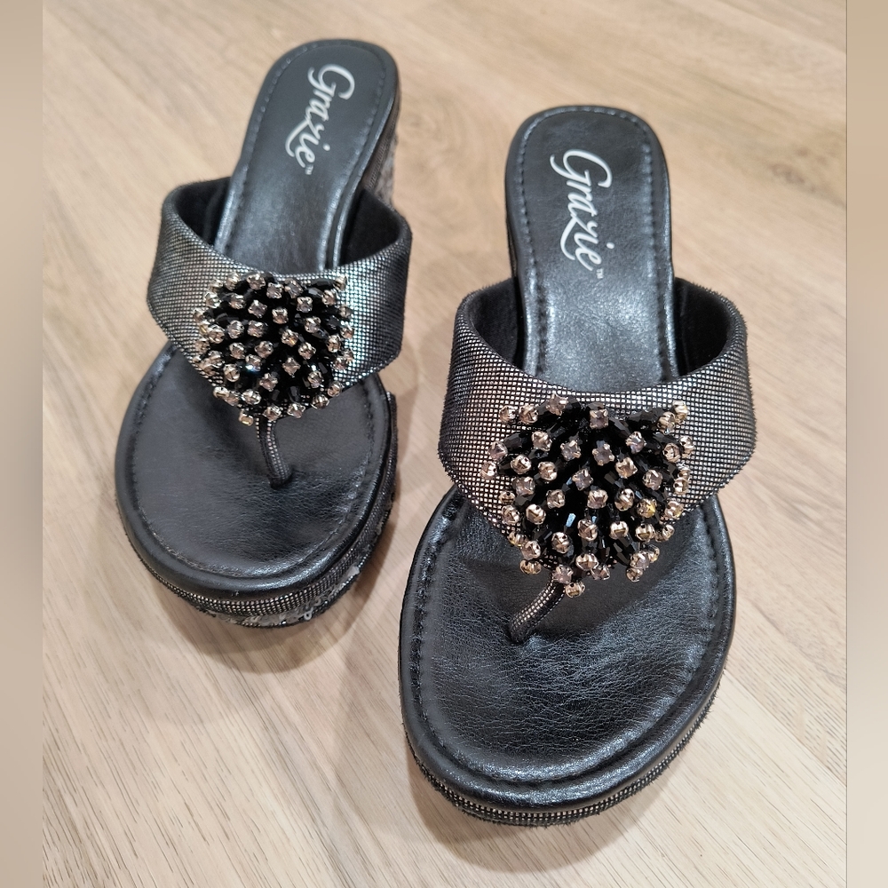 Grazie Spindle Wedges Sandals Black and Silver